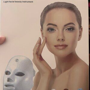 LED Face Light Therapy 7‑Color Facial Mask Beauty Device – multi-color LED mask